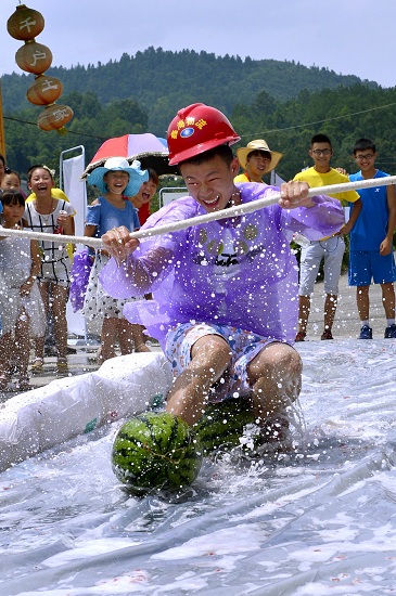 宣恩首届黄金梨采摘节圆满结束